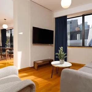  Apartment Limehome Rua Eca De Queiroz
