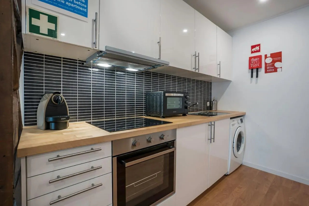 Beautiful Downtown Apartment Lisbon